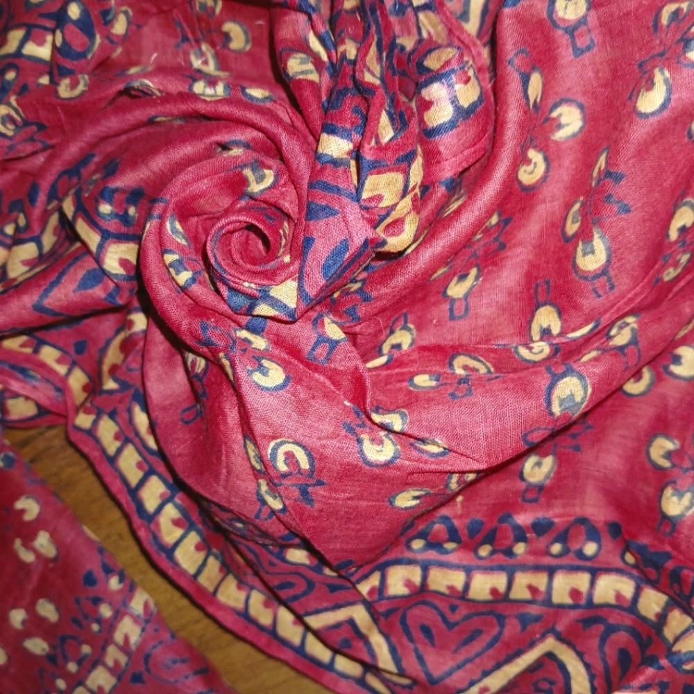 Vintage 100% cotton 14x60 hearts and flowers scarf